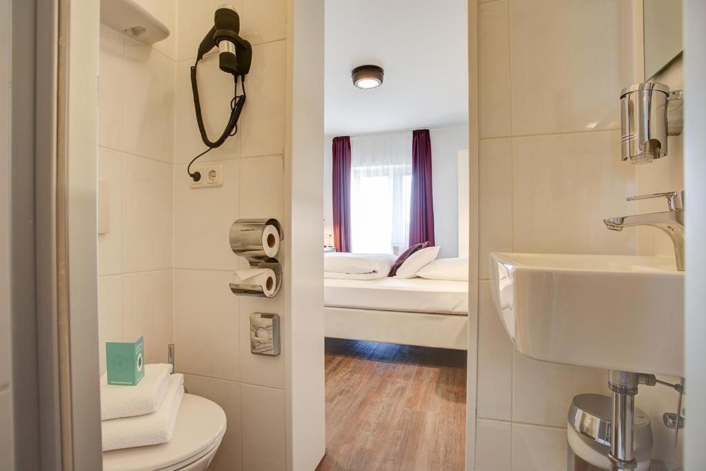 Hotel West - Resim 11