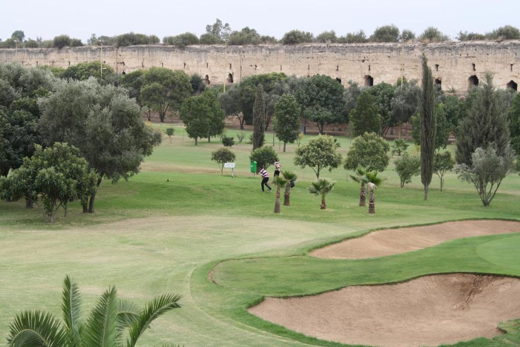 Golf v penzionu nebo okolí