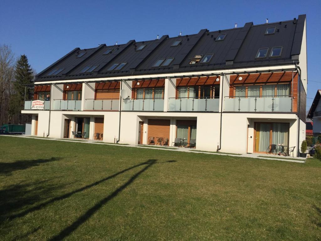 Budova, v ktorej sa apartmán nachádza