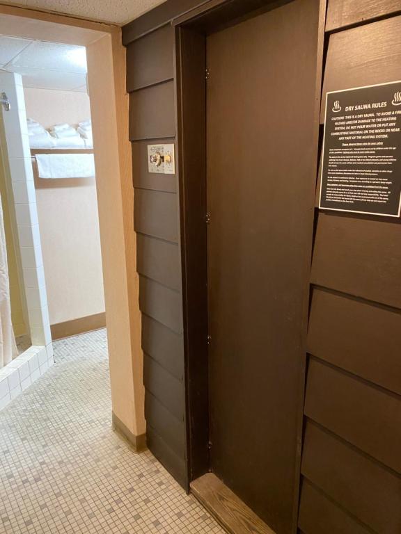 Fotografie z fotogalerie ubytování Ramada by Wyndham Lethbridge v destinaci Lethbridge