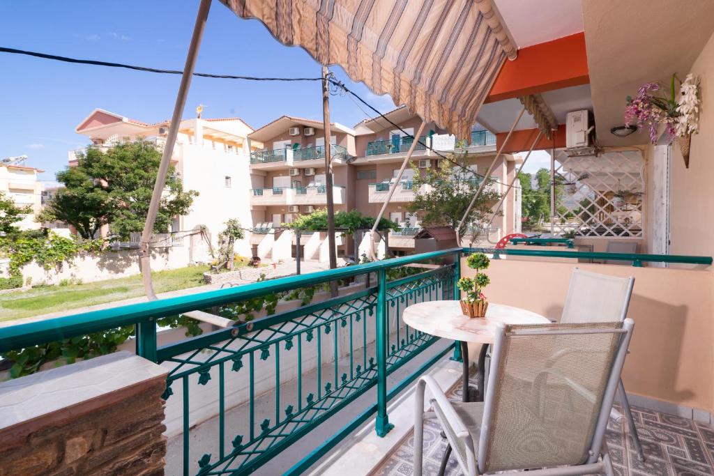 Balkón nebo terasa v ubytování Castaway Suites - Studios Christos