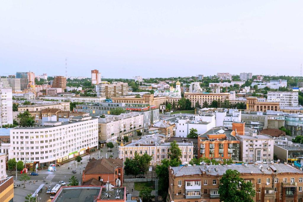 Nespecifikovaný výhled na destinaci Dněpropetrovsk nebo výhled na město při pohledu z aparthotelu