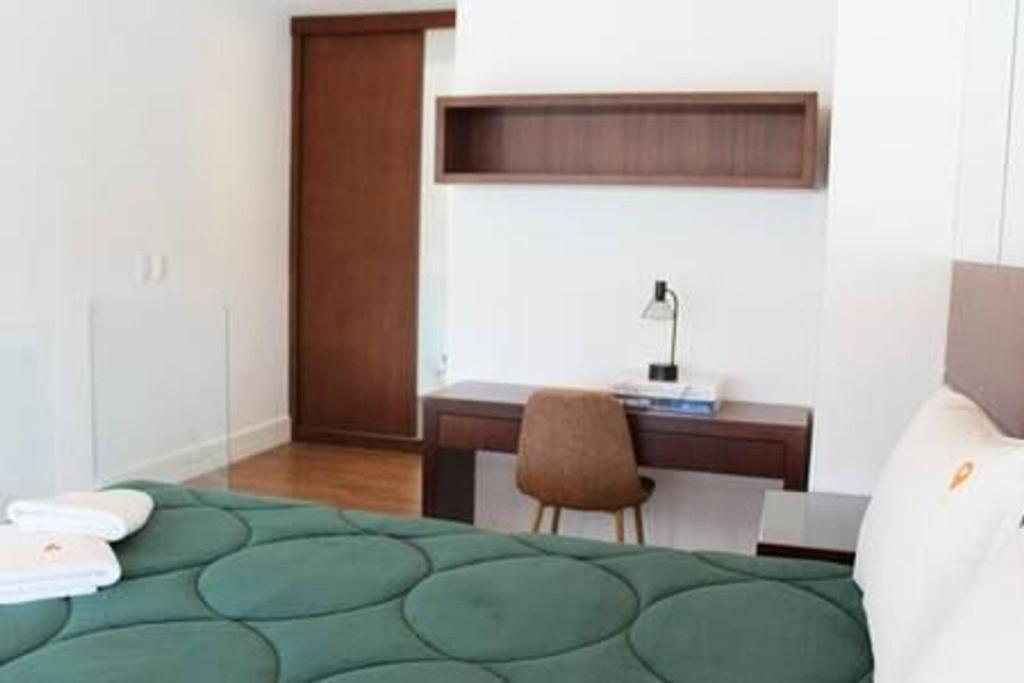 LOFT GRAMADO 306 - 1 SUÍTE (5 PAX) JUNTO À RUA COBERTA!  LOFT GRAMADO 306 - 1 SUÍTE (5 PAX) JUNTO À RUA COBERTA!