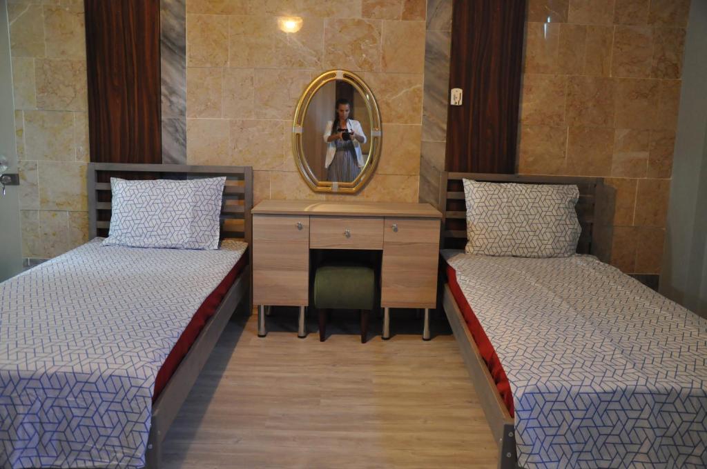 Postel nebo postele na pokoji v ubytování Villa15 Lodge, Five-Star Stay 5BD 5-5BA Beach Access Villa with Pool , Gym, Sauna, Alfresco Dining & Garden
