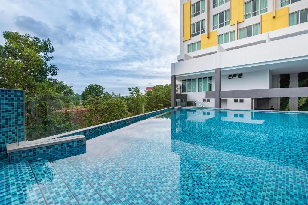Bazén v ubytování Ames Hotel nebo v jeho okolí