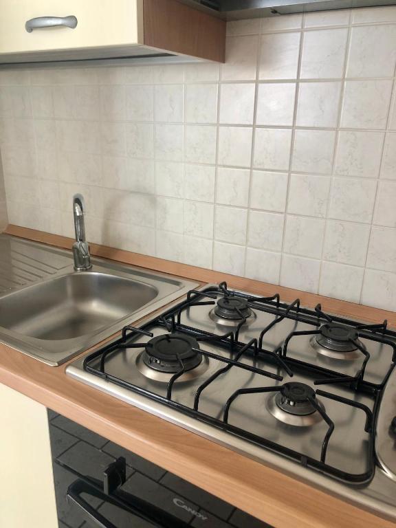 Кухня или мини-кухня в CasaPescoluse
