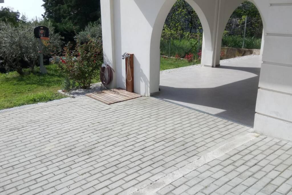 Zdjęcie z galerii obiektu Marigeo Garden House w mieście Palaión Tsiflíkion