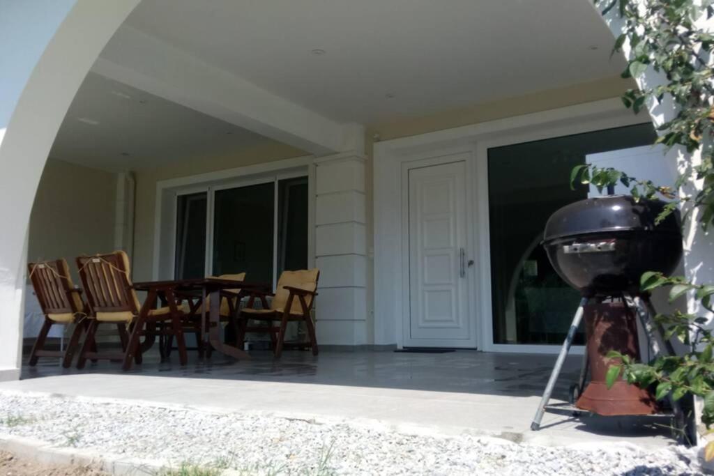 Zdjęcie z galerii obiektu Marigeo Garden House w mieście Palaión Tsiflíkion