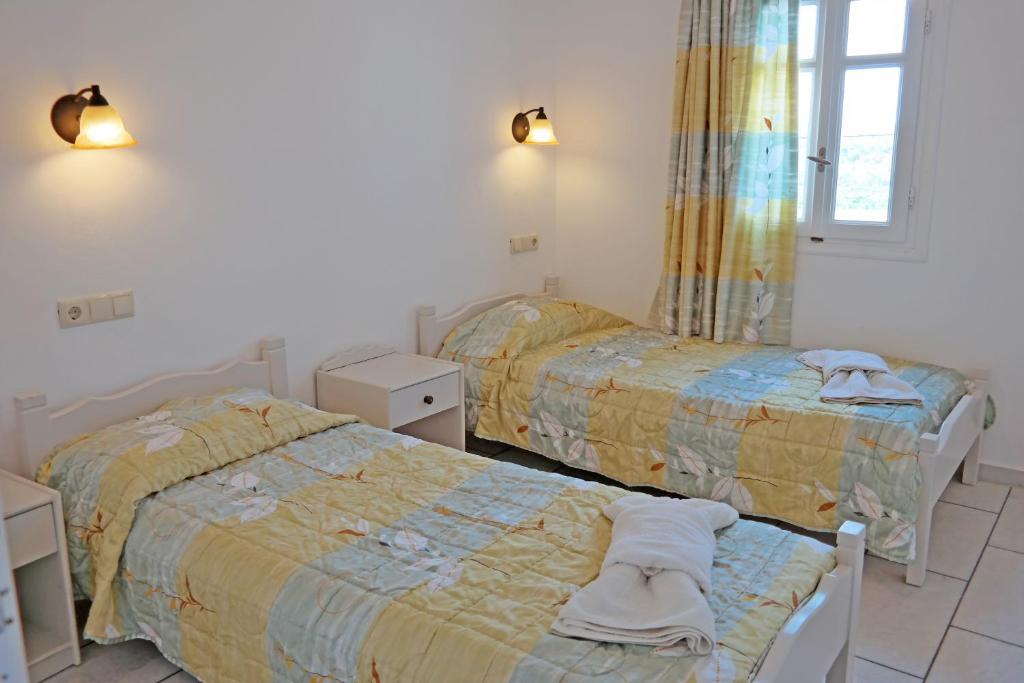 Studio (2 adults)