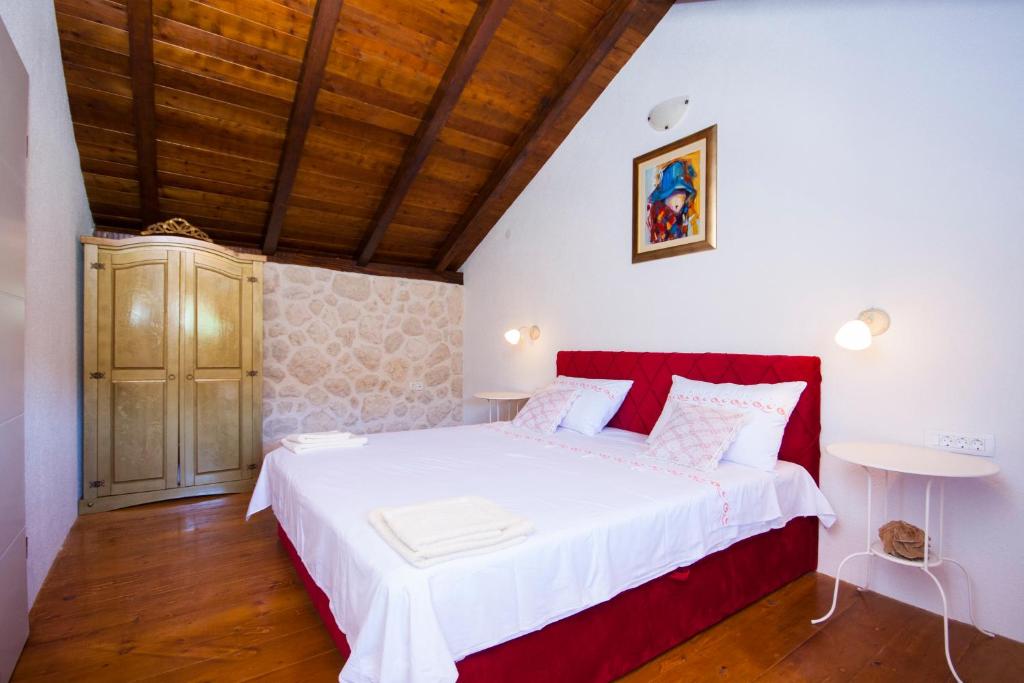 Postel nebo postele na pokoji v ubytování EASY HOLIDAY