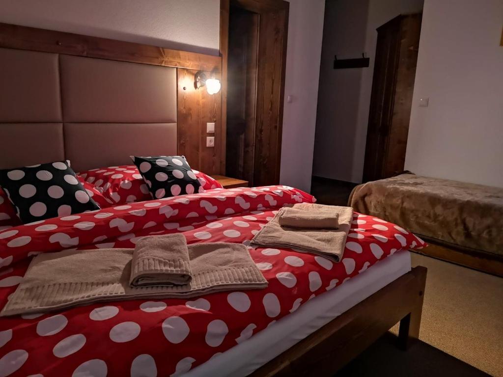 Postel nebo postele na pokoji v ubytování Privát Bachleda Ždiar