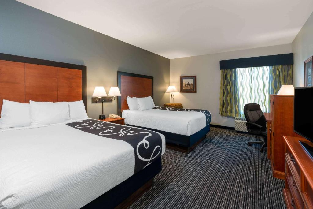 La Quinta by Wyndham Rifle - Quarto Queen Deluxe Com 2 Camas Queen-Size