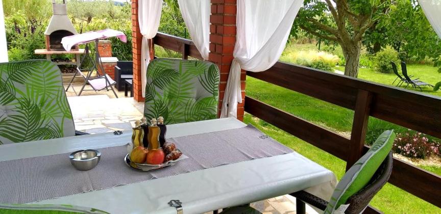 Zahrada ubytování Holiday Home Ulika