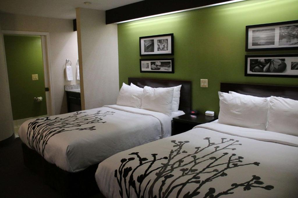 Sleep Inn near Great Lakes Naval Base photo