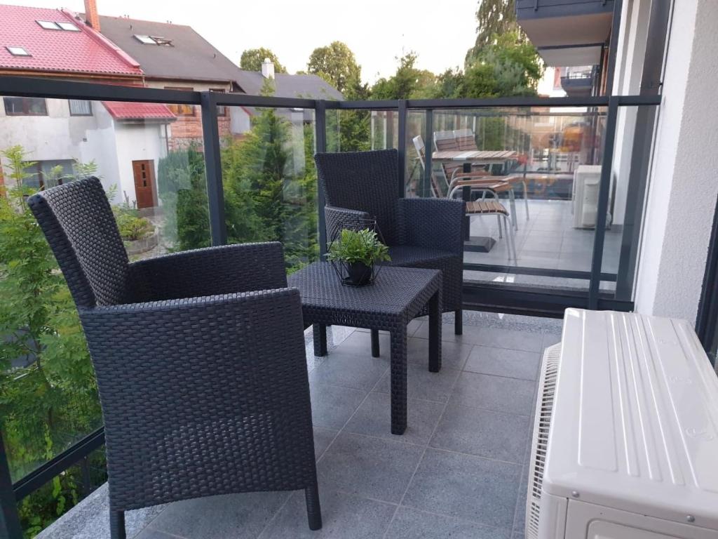 Balkón alebo terasa v ubytovaní Apartament u Brydzi Apartt99
