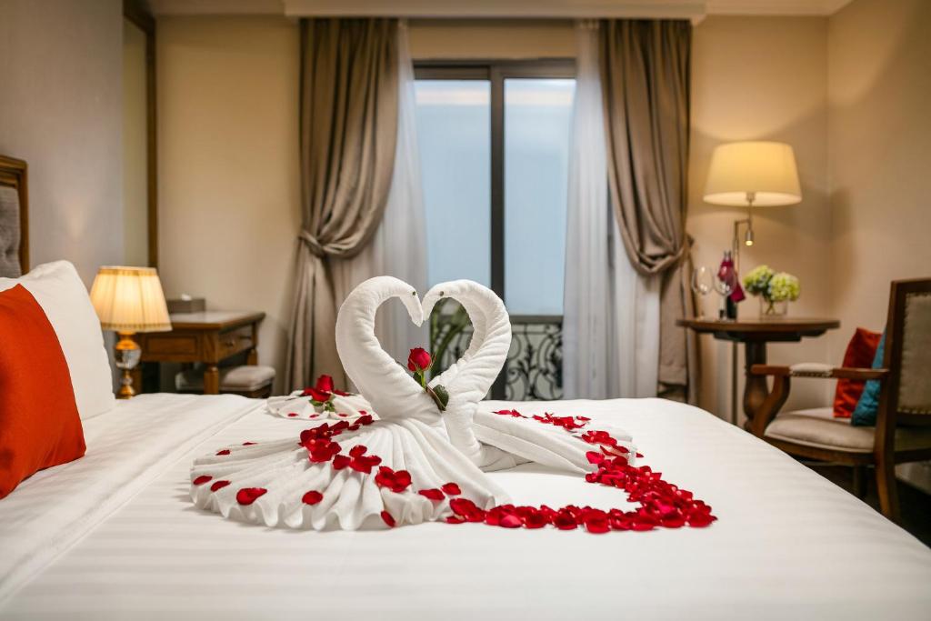 Hanoi Dalvostro Valentino Hotel & Spa - Junior Suite Balcone Con Vasca Da Bagno