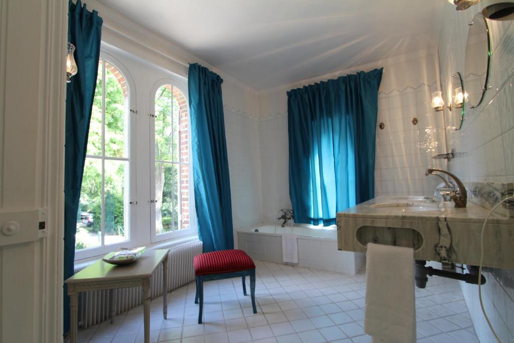 Hostellerie Du Château Les Muids - Habitación Doble Superior Con Encanto
