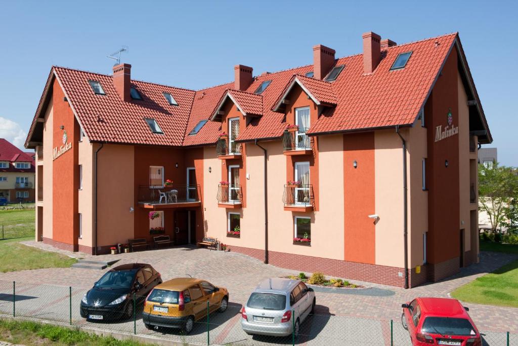 Budova, kde se prázdninový areál nachází