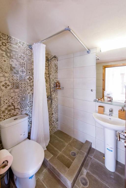 Spitakia - Apartment With Sea View