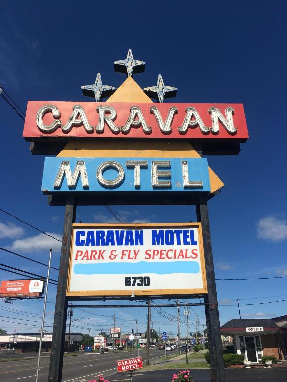Certifikát, hodnocení, plakát nebo jiný dokument vystavený v ubytování Caravan Motel