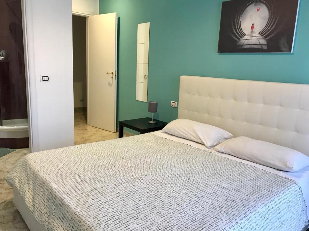 ROOM 110 BARI -guesthouse- - Chambre Double Standard