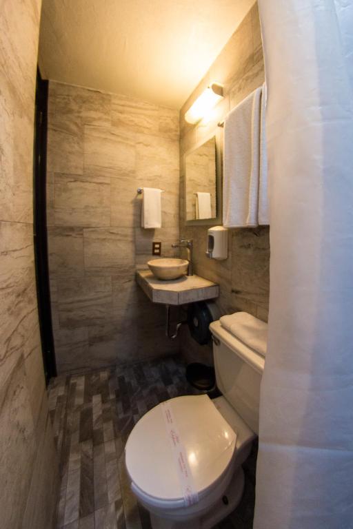 Koupelna v ubytování Hotel Estefania