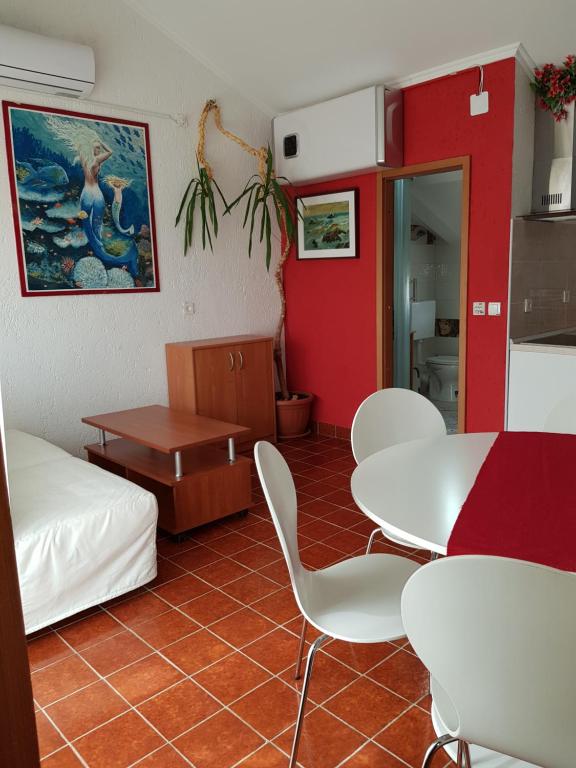 Apartments and Rooms Vesna Novalja - Apartamento De Dos Dormitorios