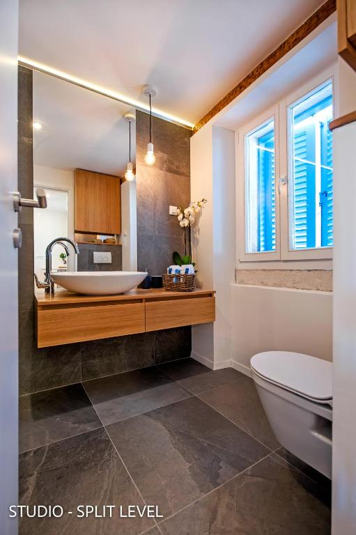 Łazienka w obiekcie Porta Azzurra Apartments