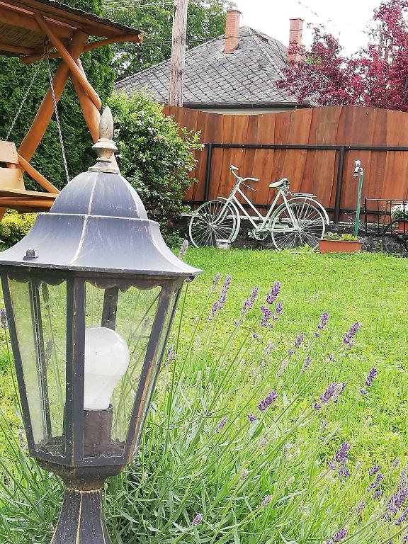 Zahrada ubytování Bóbita Apartmanház