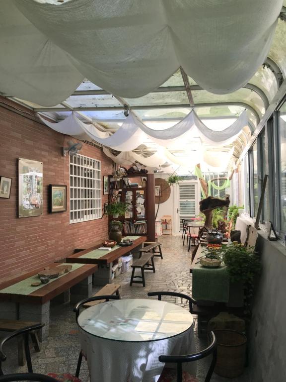 Restaurace v ubytování Wisdom Garden Home Stay
