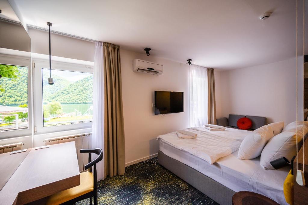 Hotel Plivsko jezero - Deluxe Double Or Twin Room With Garden View