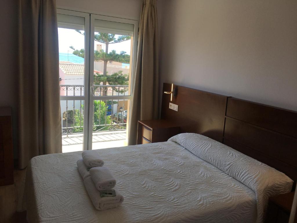 Hostal - Restaurante Playa Azul, Villaricos – Updated 2023 Prices