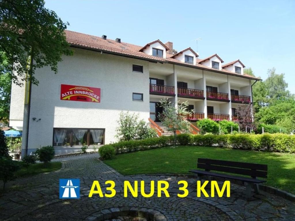 Hotel Alte Innbrücke - Neuhaus am Inn - Studio Apartment 4 Bed Room Without Balcony