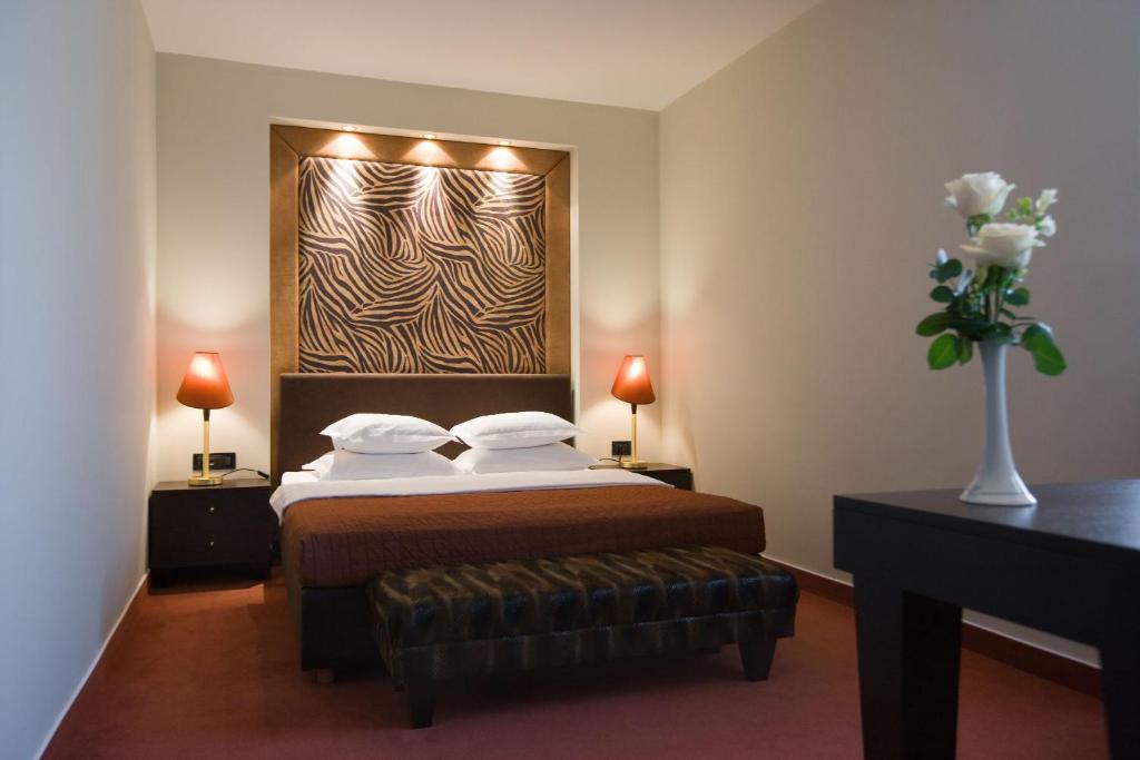 Hotel Laguna Zagreb - 标准家庭套房