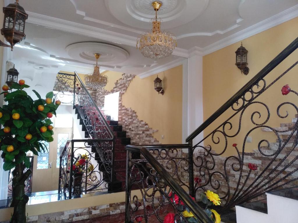 Fotografie z fotogalerie ubytování Hotel Edemi Castle v destinaci Kutaisi