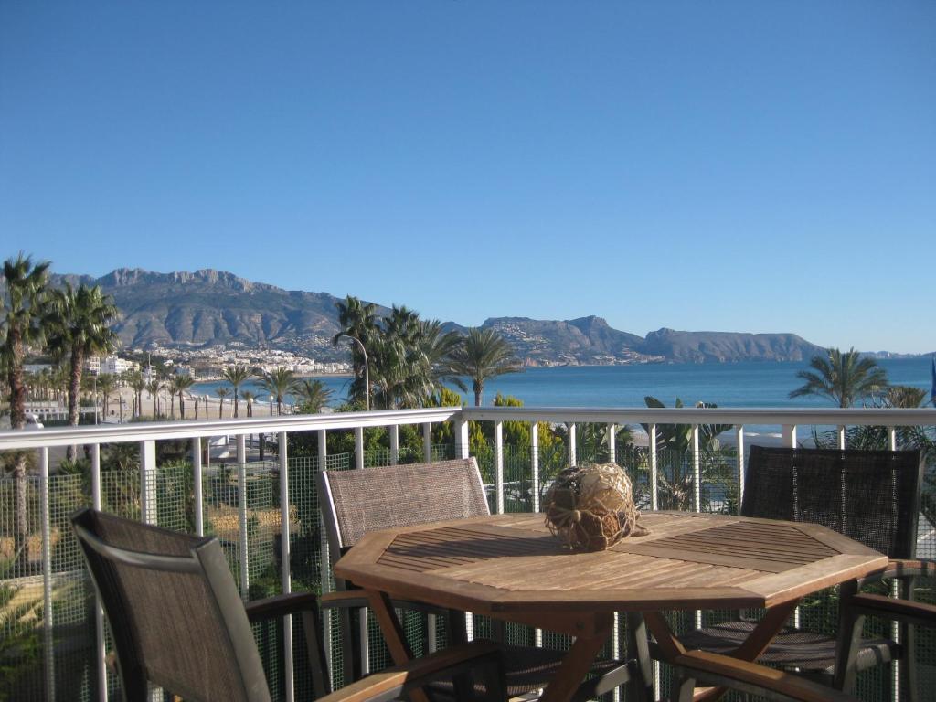 Apartment Albir sea views, Alfaz del Pi, Spain - Booking.com