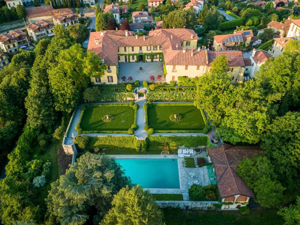 Booking.com: Villa La Vescogna, Historic House with Pool , Calco, Italia .  Prenota ora il tuo hotel!