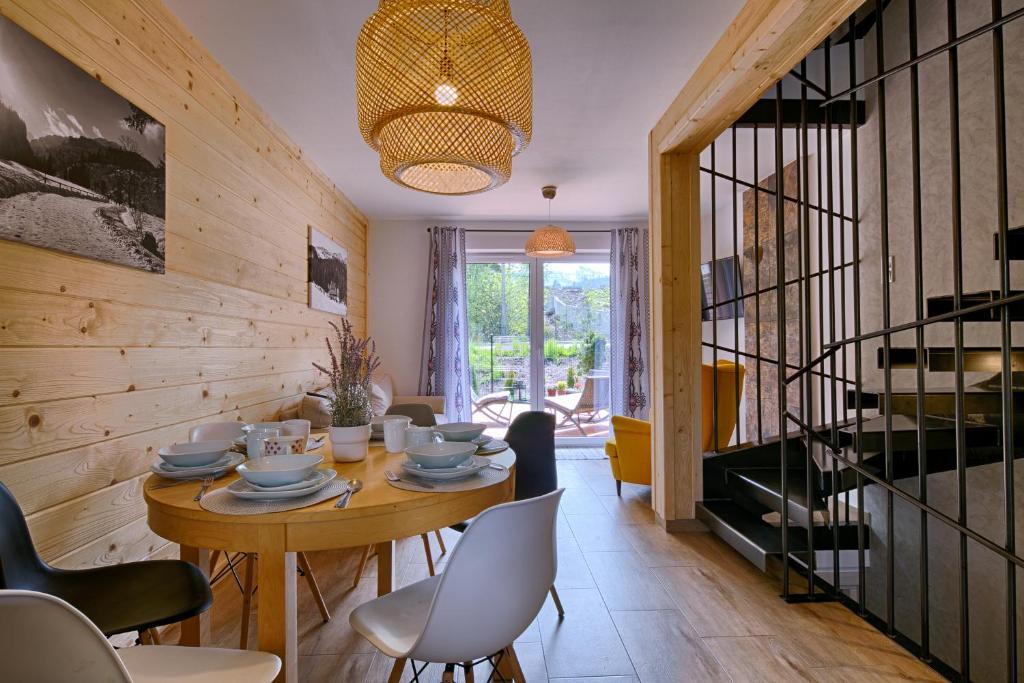 Posedenie v ubytovaní Apartamenty Biatlonowe