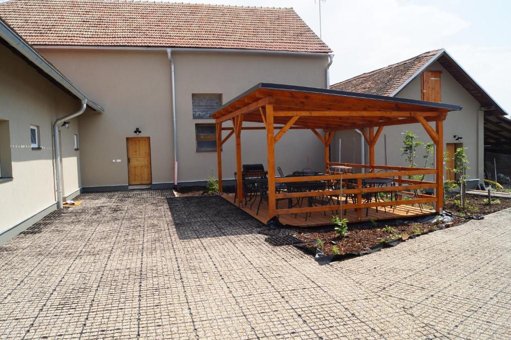 Budova, kde se apartmán nachází
