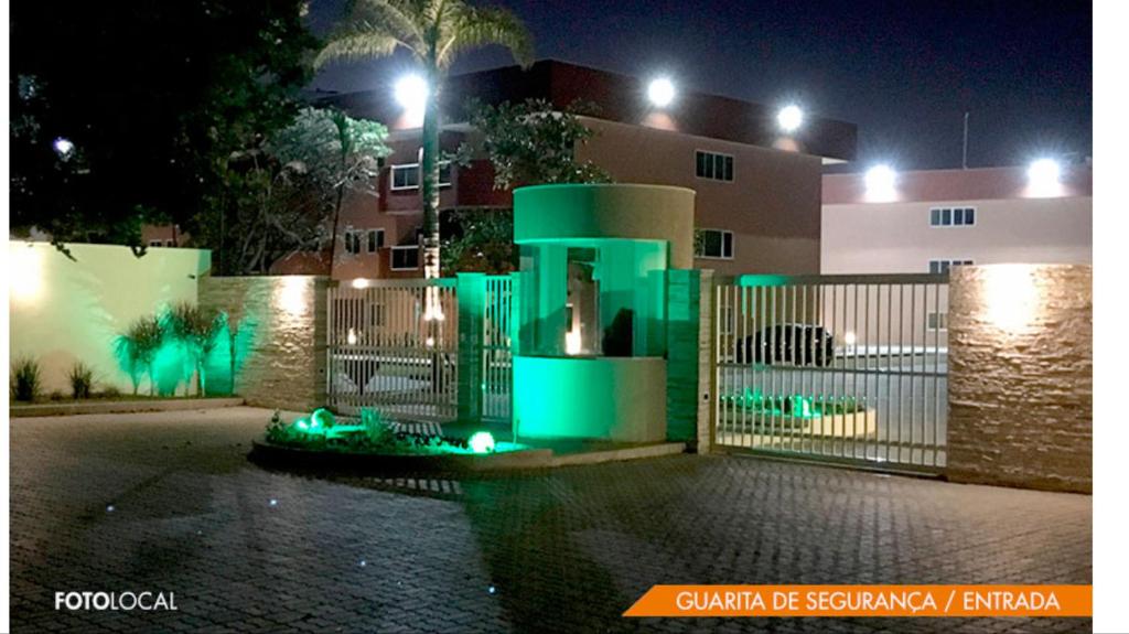  Apartamento Condomínio Golden Lake Arraial do Cabo - RJ