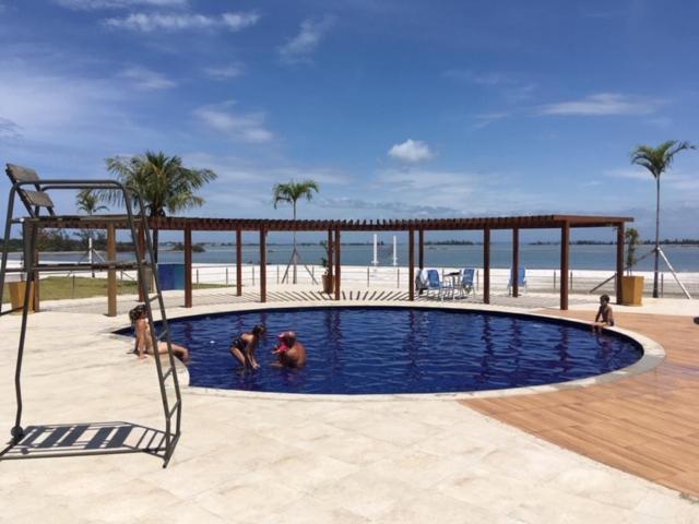  Apartamento Condomínio Golden Lake Arraial do Cabo - RJ