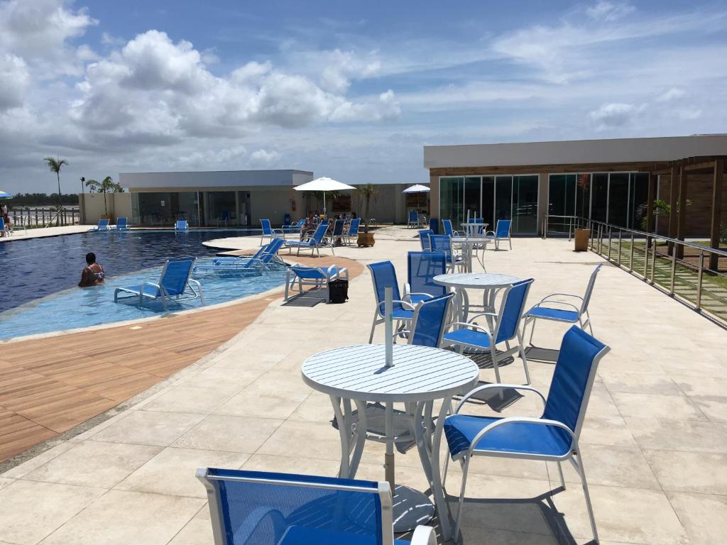  Apartamento Condomínio Golden Lake Arraial do Cabo - RJ