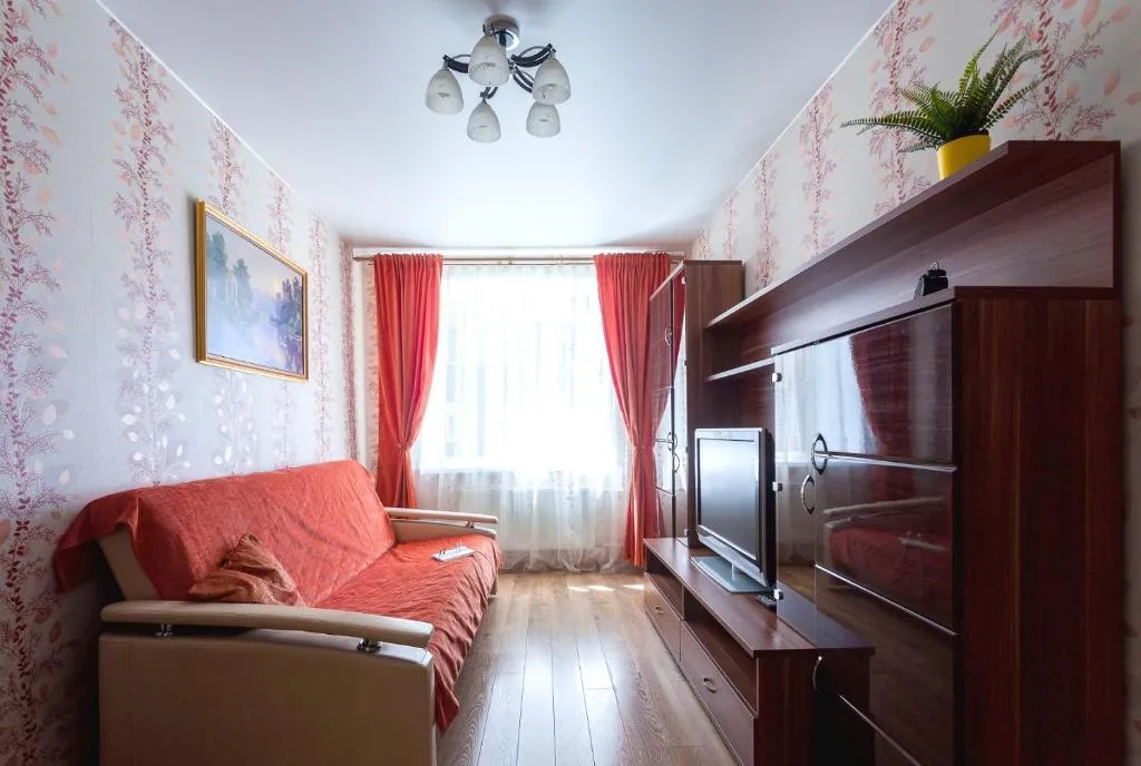 ??????????? ?? ??????????? - Apartments on Uchitelskaya, Sankt Petersburg, Rusia