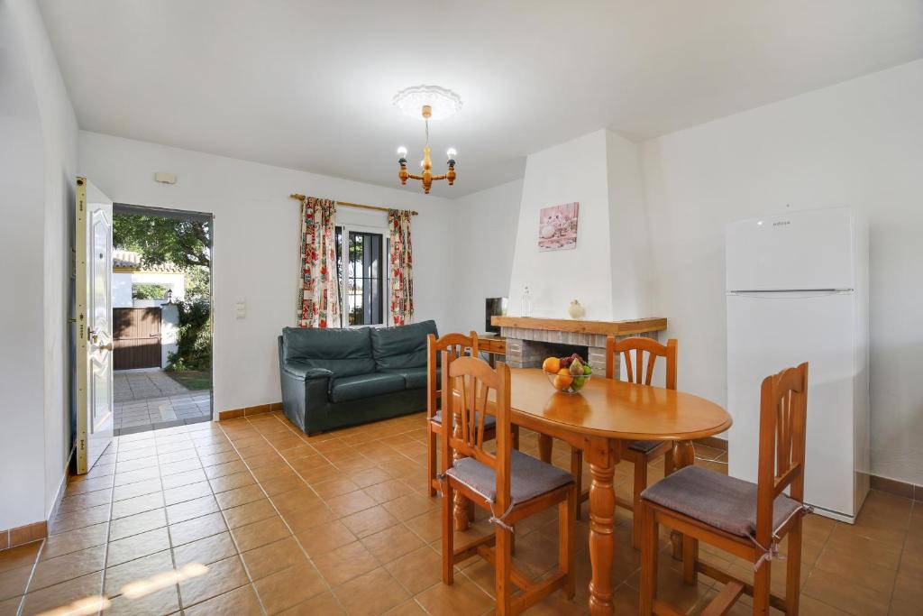 LOS PARAISOS 2, Conil de la Frontera – Updated 2022 Prices