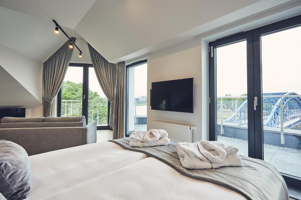 The Bridge Suites Hotel - Resim 36