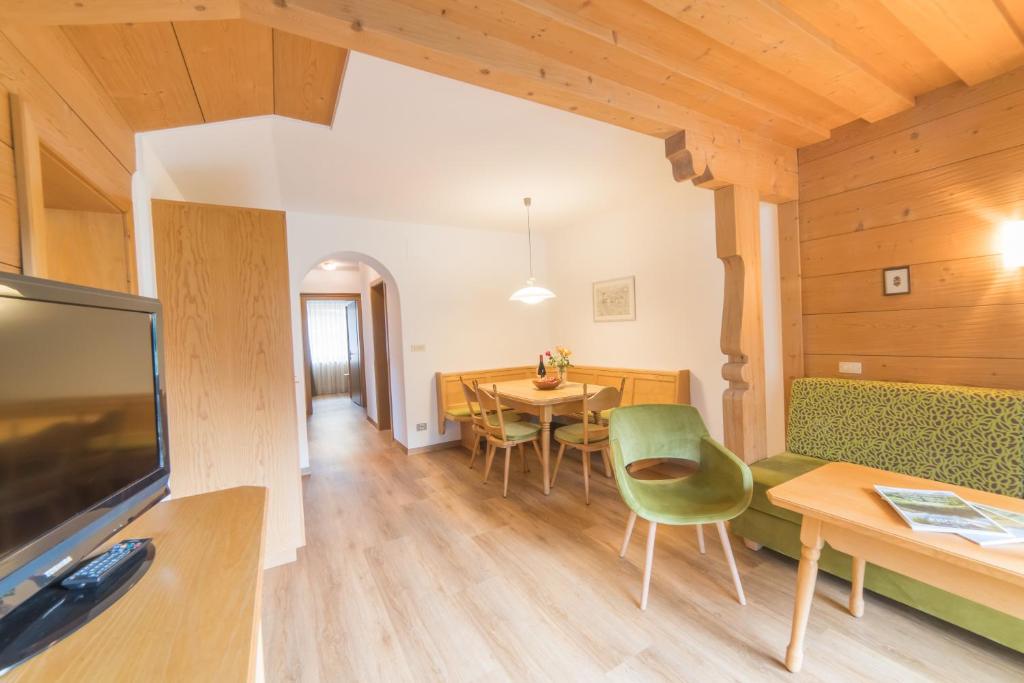 Sjónvarps- og/eða afþreyingartæki á Pension Apartments Pardell