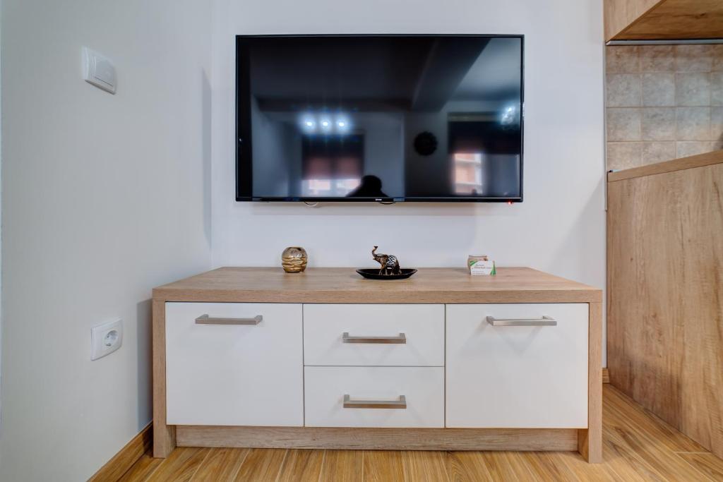 MB LUX APARTMANI - Resim 11