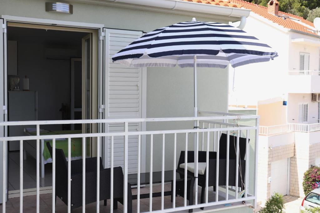 Apartments Frane - 14