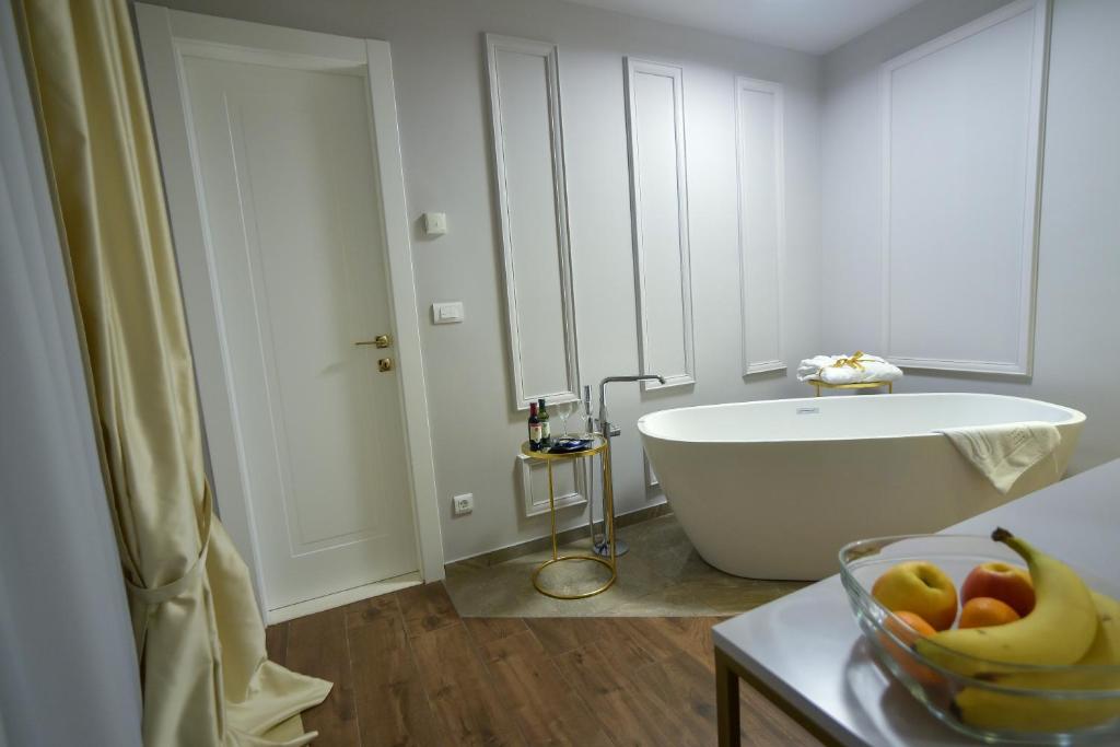 Kúpeľňa v ubytovaní Luxury rooms Kadena