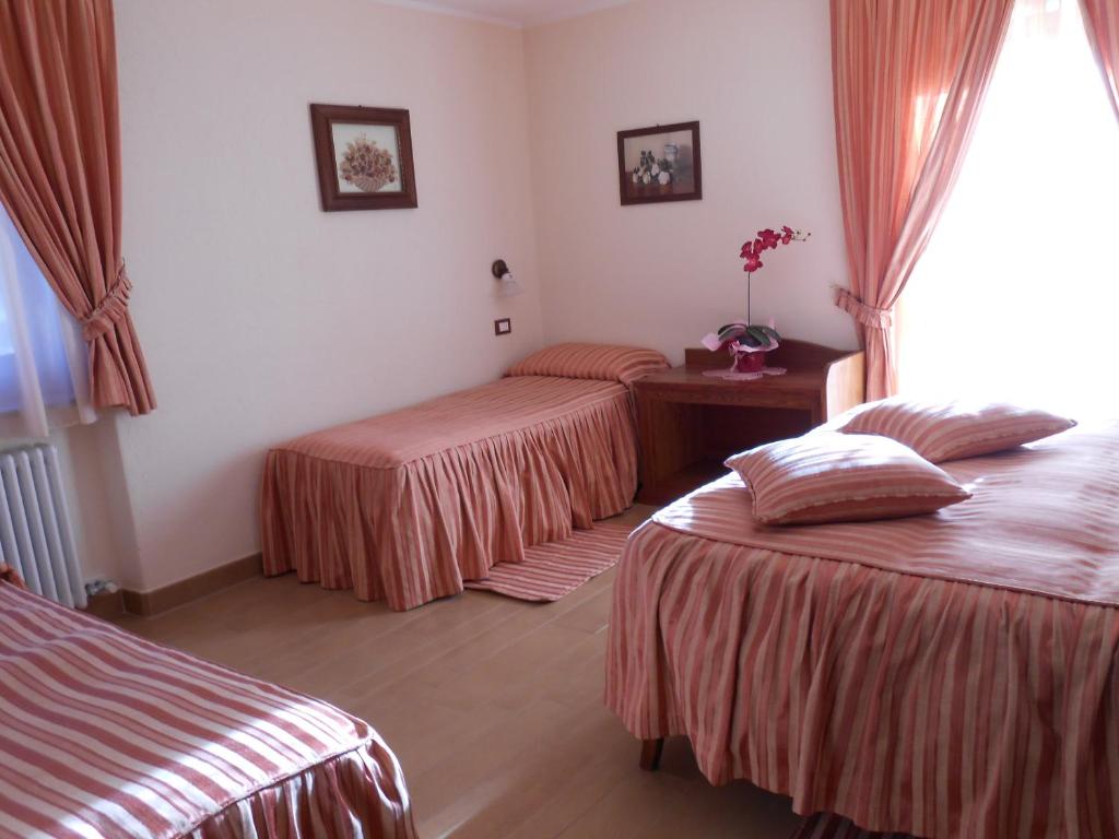 Affittacamere Les Noyers - Classic Family Room